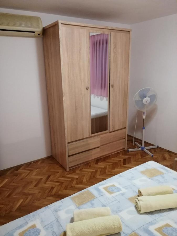 Apartmani Vrljicak Omiš Exterior foto